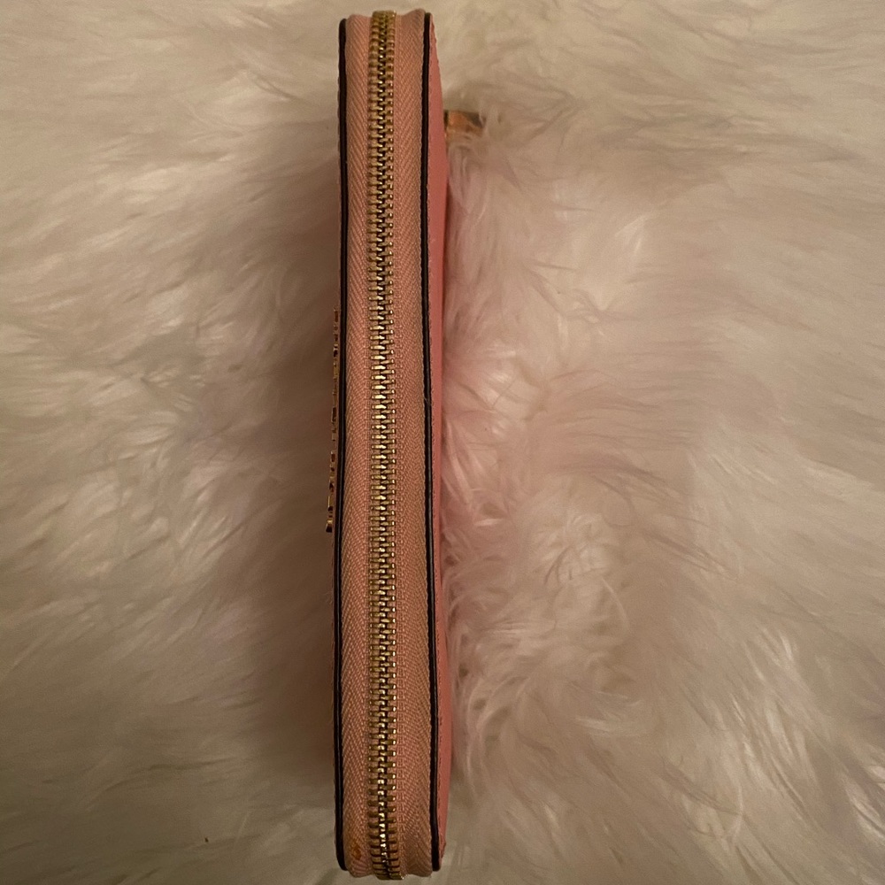 MK Wallet - Picture 4 of 6